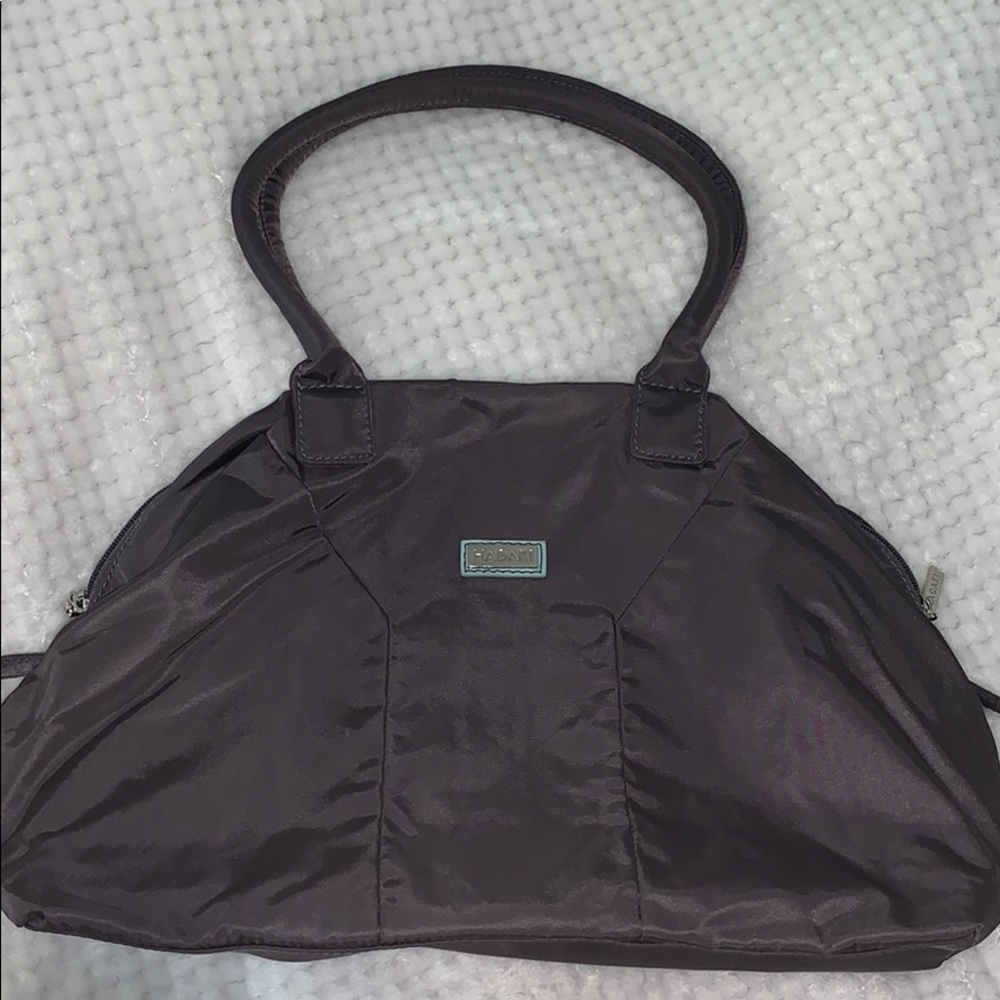 Hadaki satchel